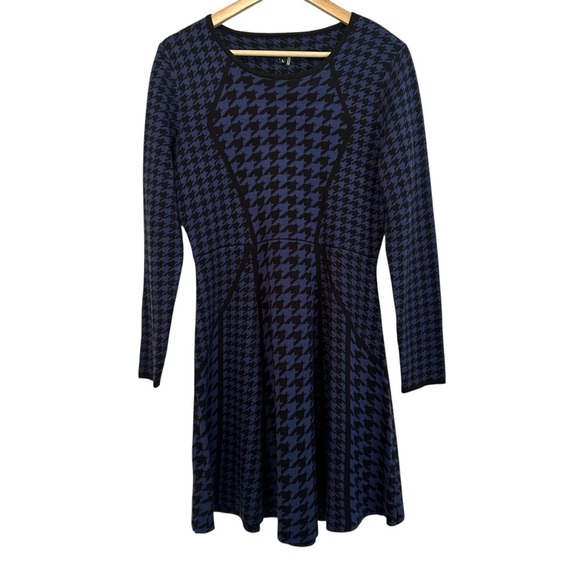 Women's Large Purple Black Houndstooth Fit Flare Long Sleeve Knit Sweater Dress - Picture 1 of 4